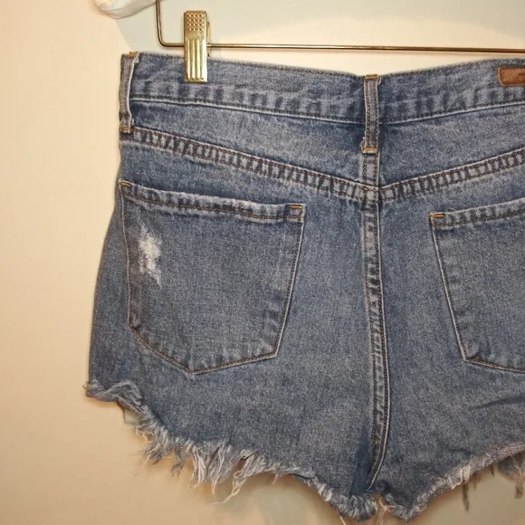 Articles Of Society Meredith Destroyed Hem Boho Denim Shorts In Valencia Wash - Picture 10 of 16